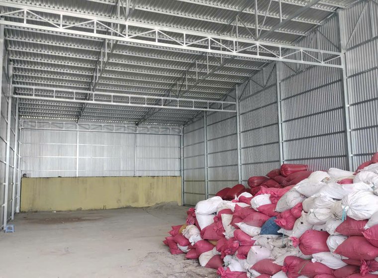Kho bãi lưu trữ và trung chuyển